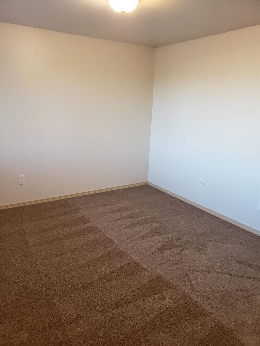 Apartment for rent at 1825 Clay St SE, Albany, OR 97322