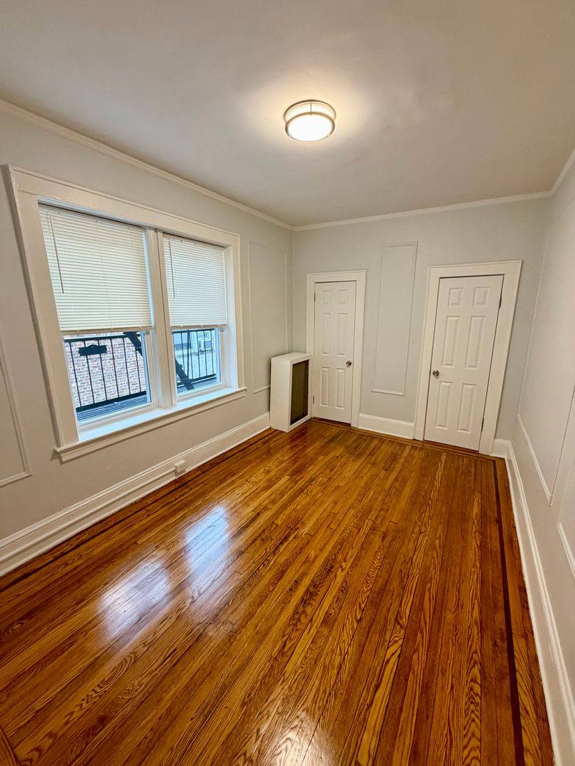 Apartment for rent at 5 Whitney Place, East Orange, NJ 07017