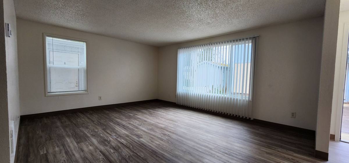 Apartment for rent at 346 SE Davis St, Dallas, OR 97338