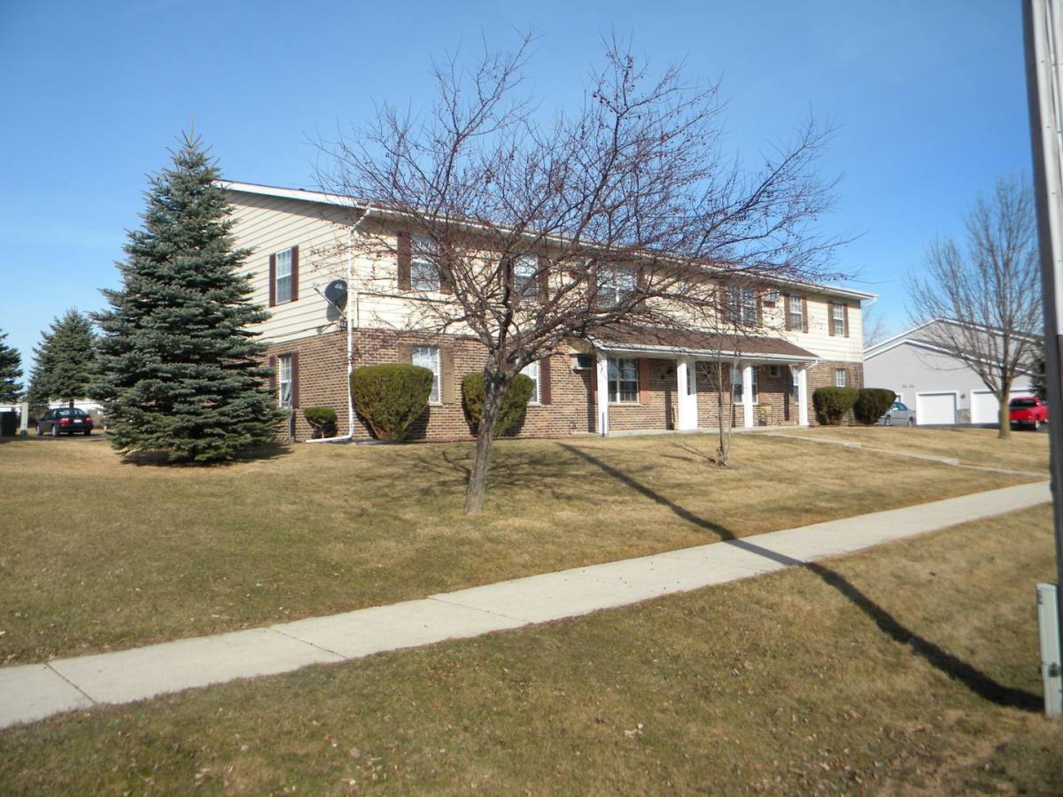 Apartment for rent at 2216 Sylvan Way, West Bend, WI 53095