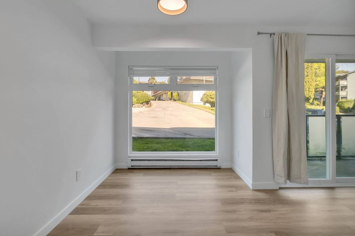 Condo for rent at 15142 65th Ave S, Seattle, WA 98188