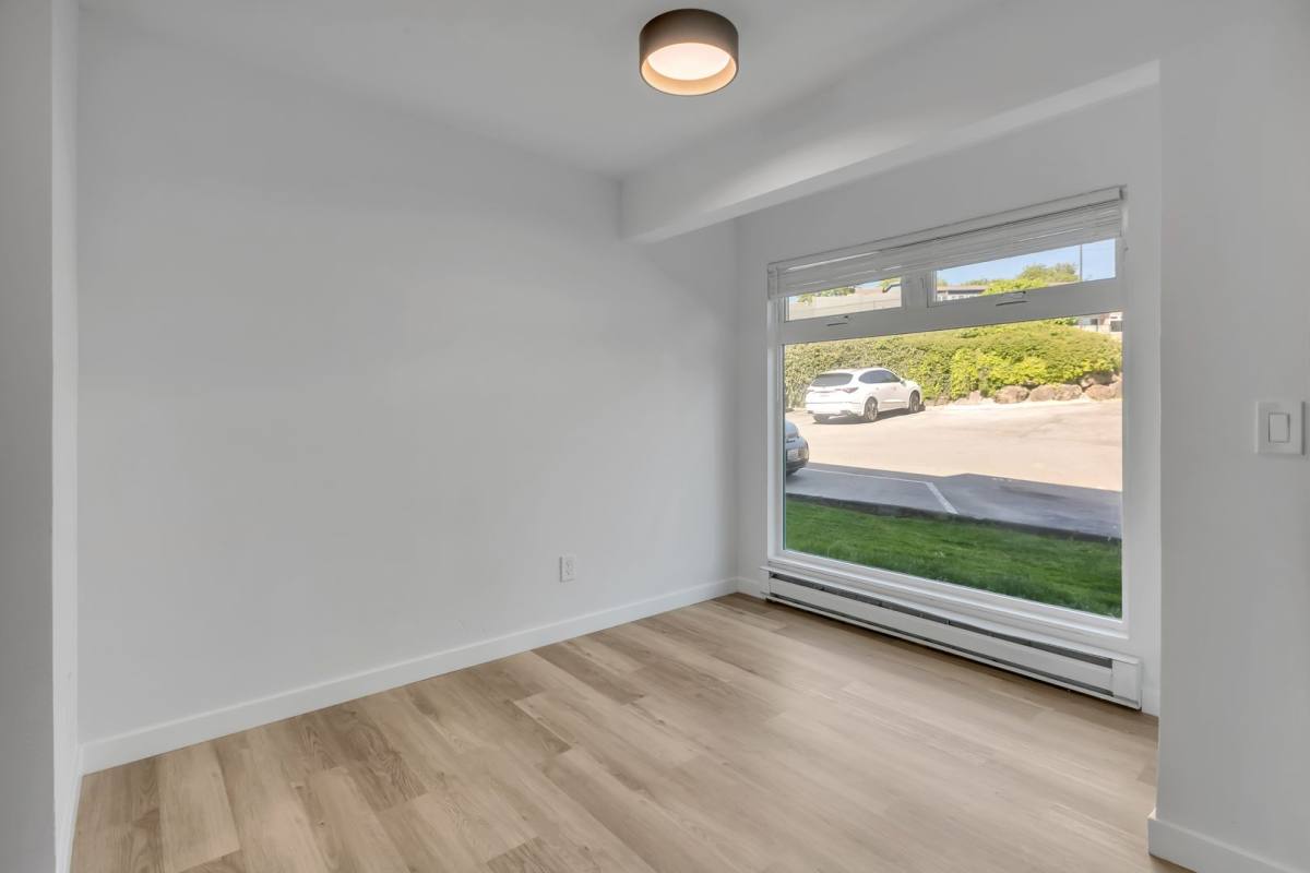 Condo for rent at 15142 65th Ave S, Seattle, WA 98188