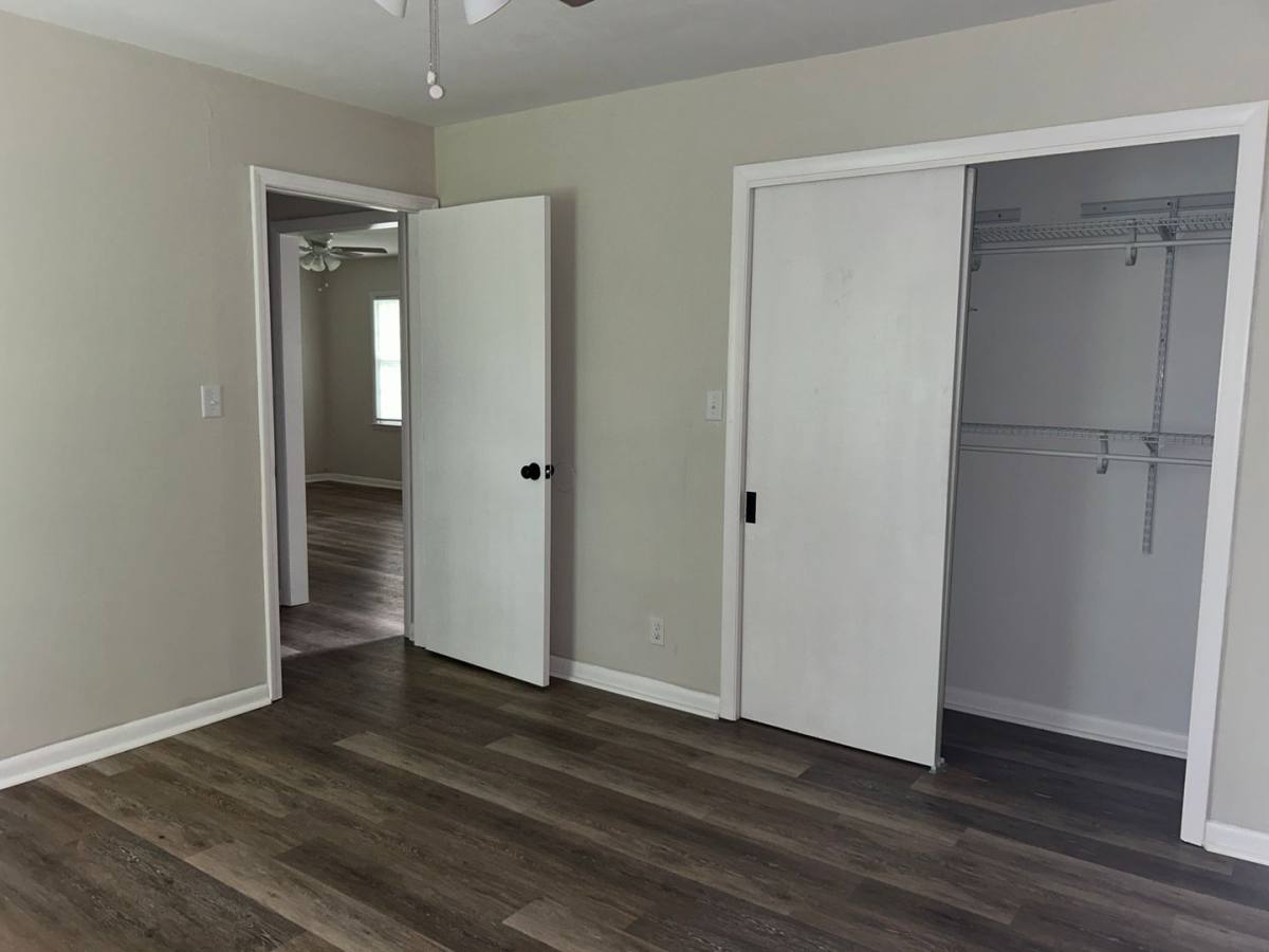 House for rent at 1380 Cummins Ferry, Versailles, KY 40383