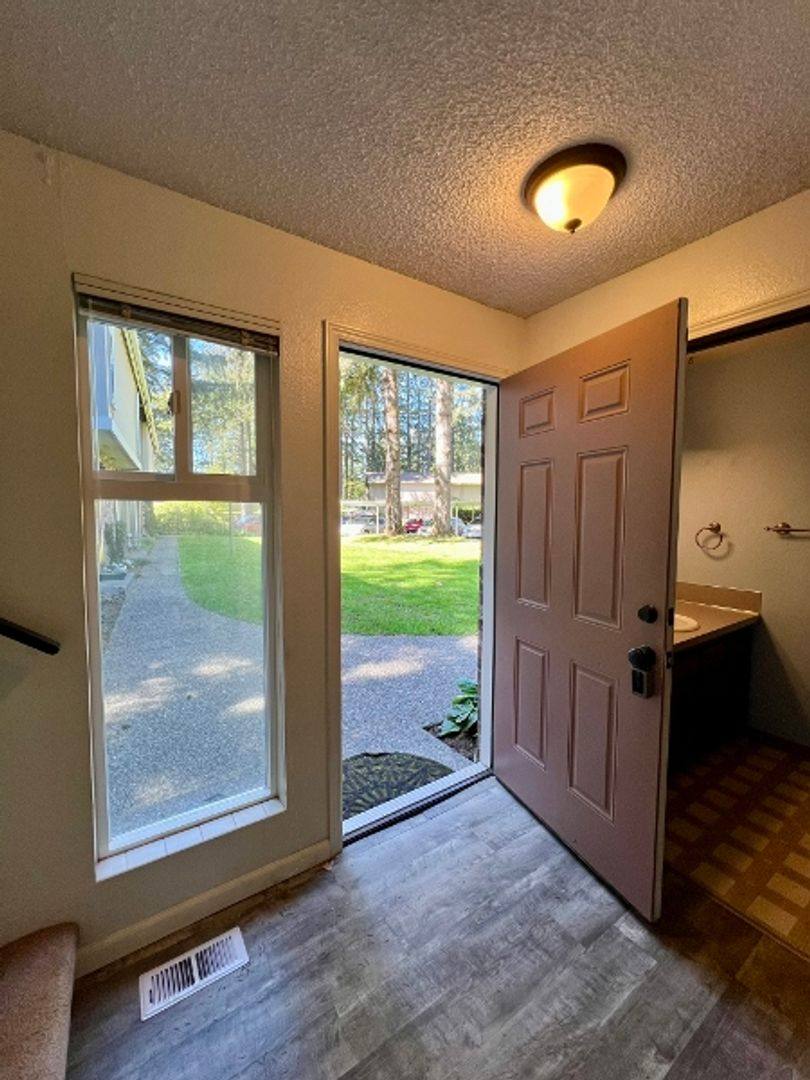 Condo for rent at 7415 Fairview Rd SW, Olympia, WA 98512