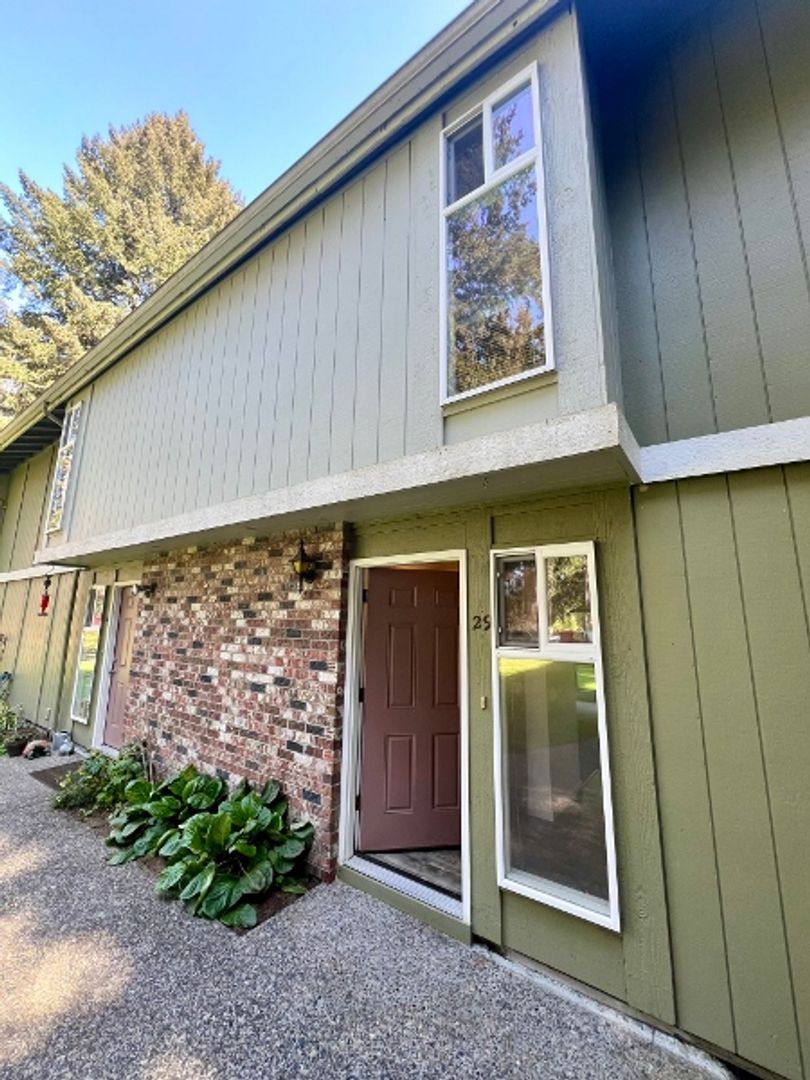 Condo for rent at 7415 Fairview Rd SW, Olympia, WA 98512