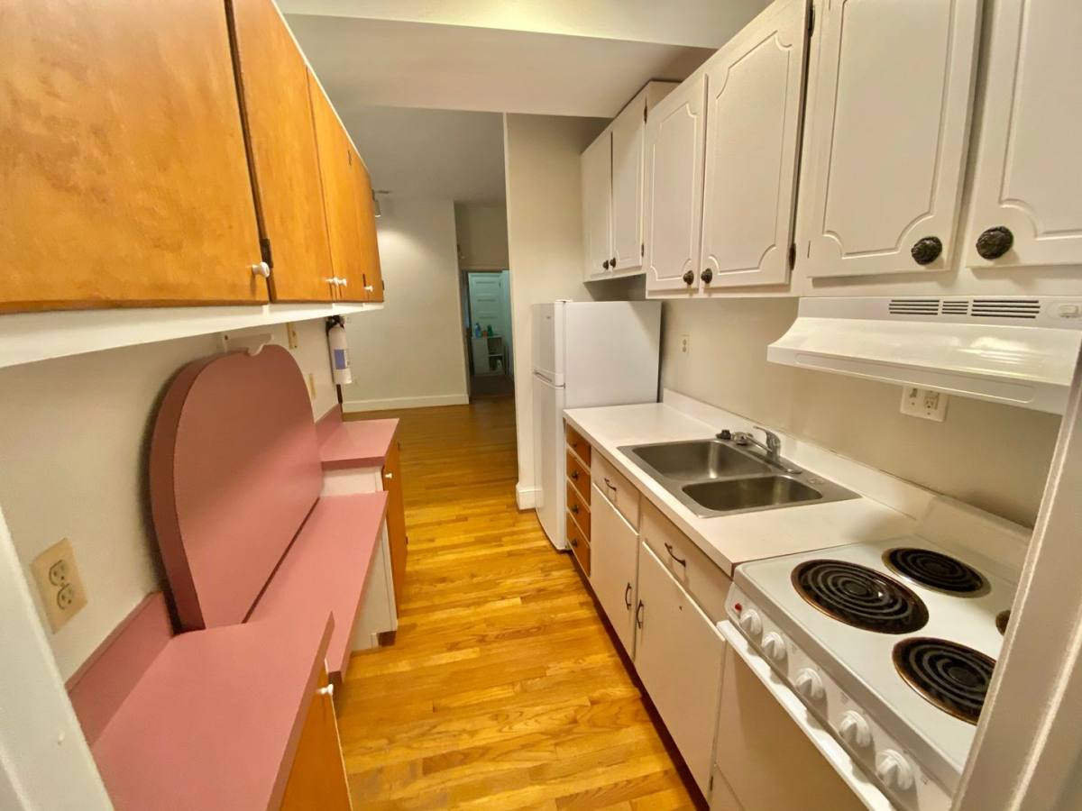 Apartment for rent at 616 A St #NE, Washington, DC 20002