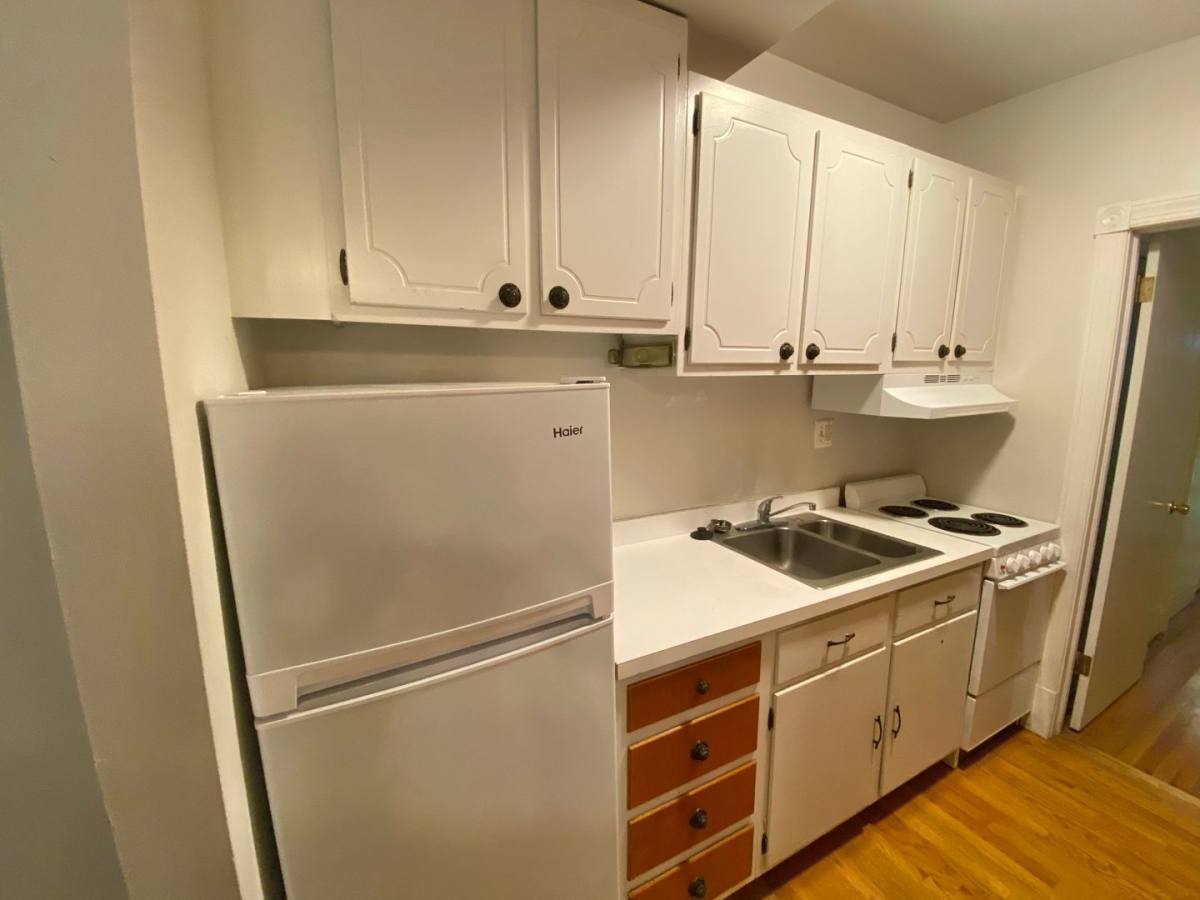 Apartment for rent at 616 A St #NE, Washington, DC 20002