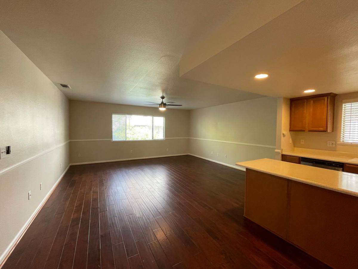 Townhouse for rent at 2404 24th St, Sacramento, CA 95818