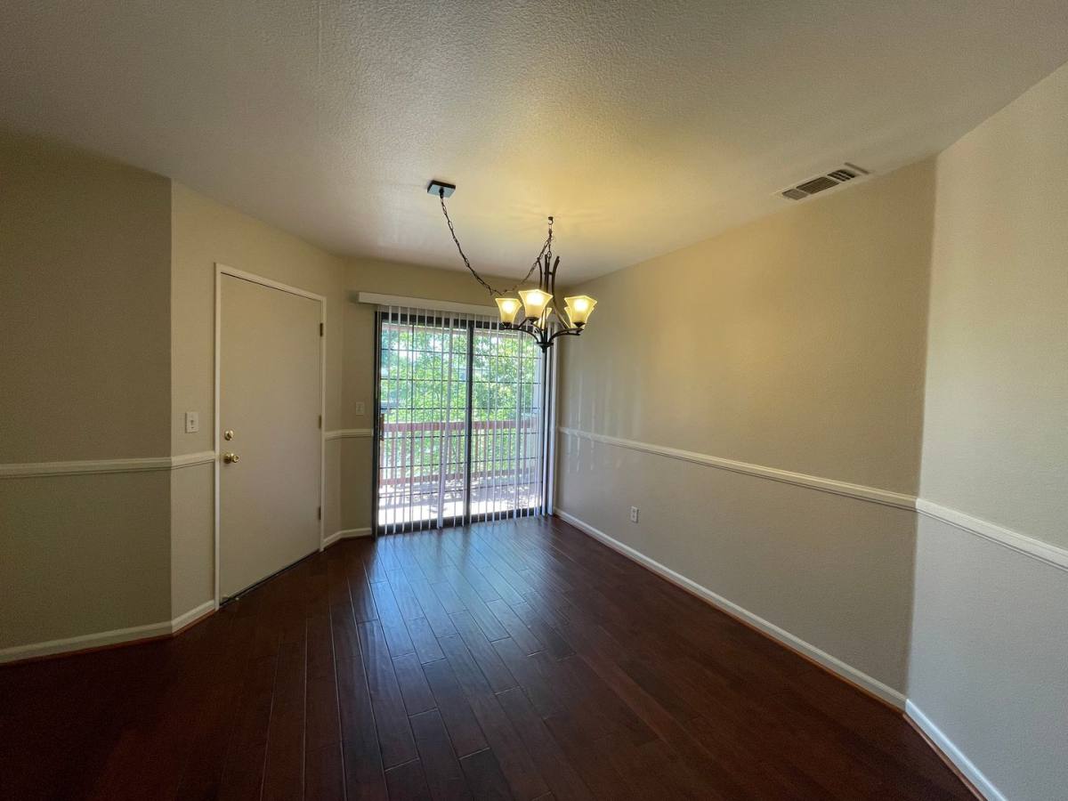 Townhouse for rent at 2404 24th St, Sacramento, CA 95818