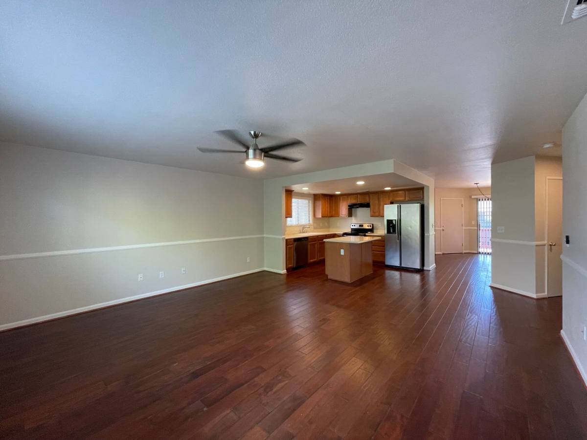 Townhouse for rent at 2404 24th St, Sacramento, CA 95818