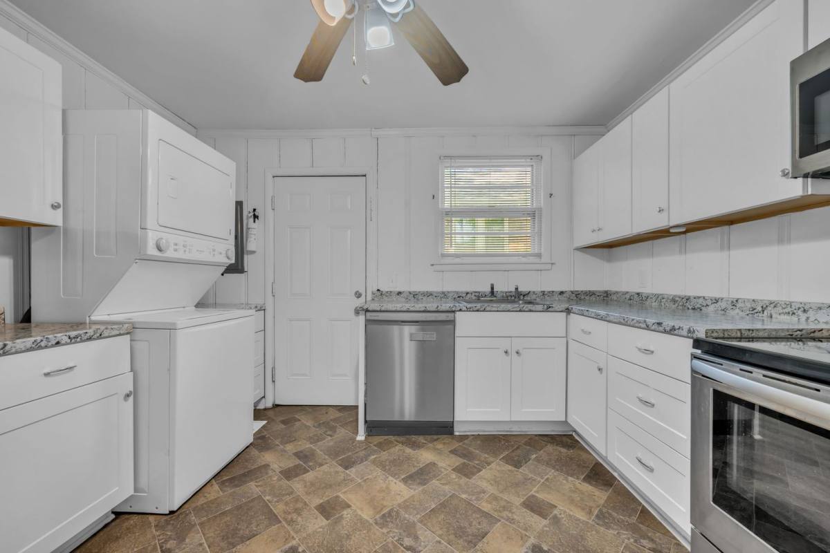 House for rent at 127A 37th Ave N, Nashville, TN 37209