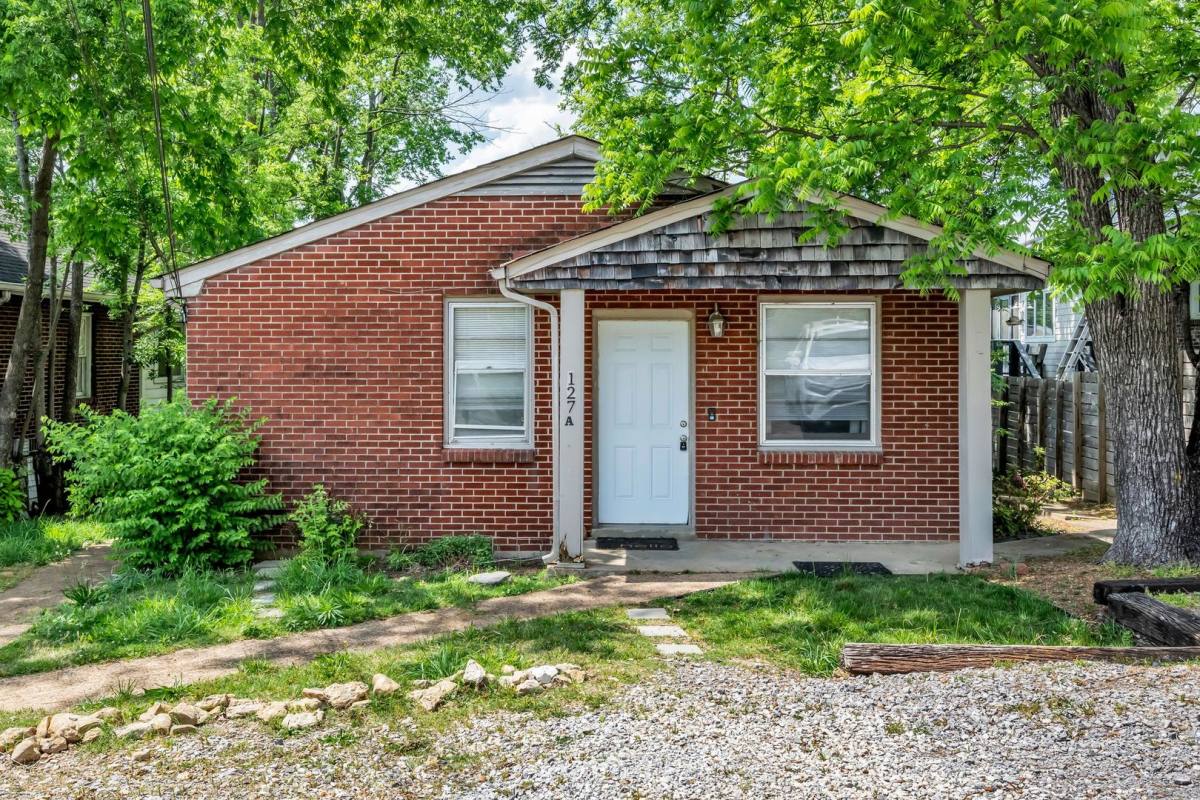 House for rent at 127A 37th Ave N, Nashville, TN 37209