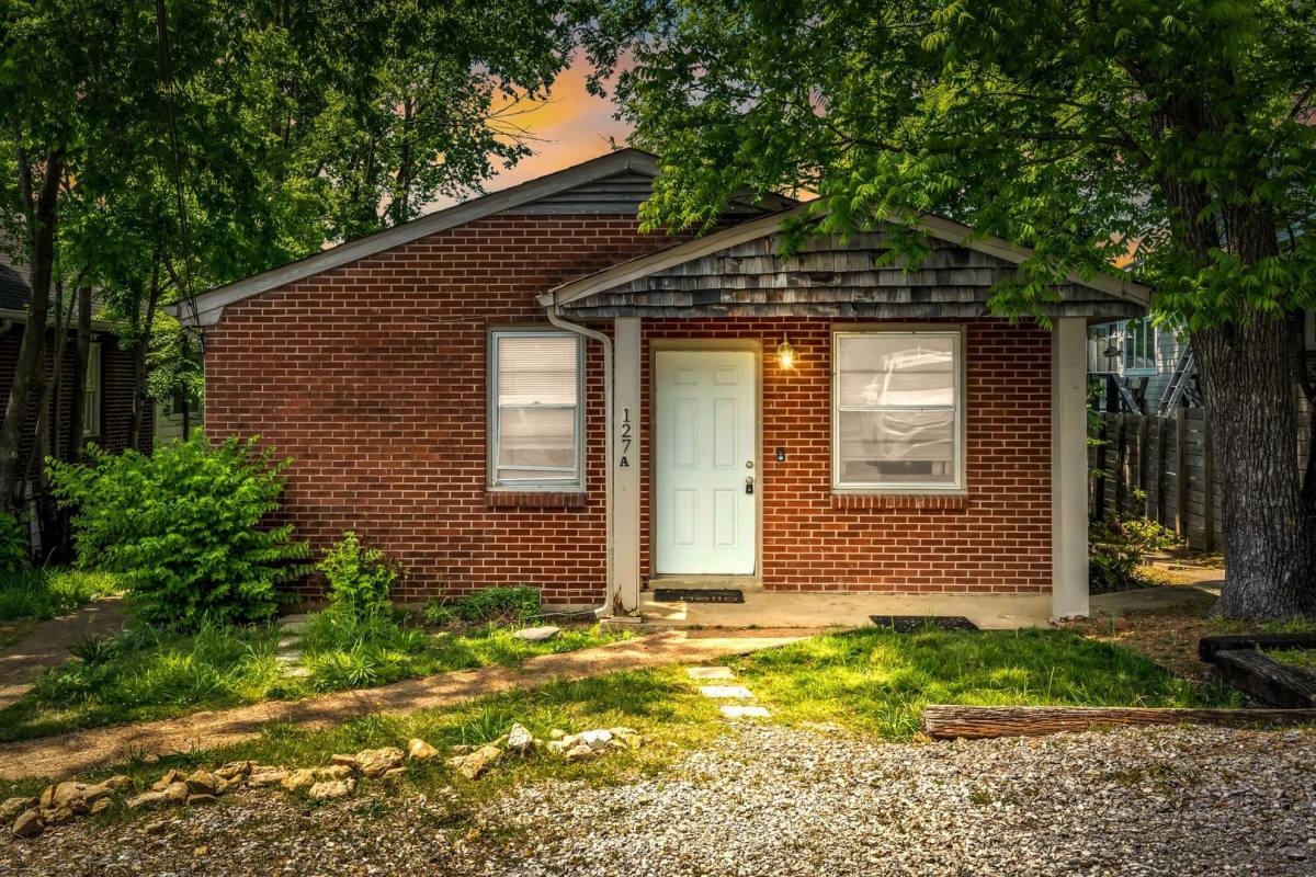House for rent at 127A 37th Ave N, Nashville, TN 37209