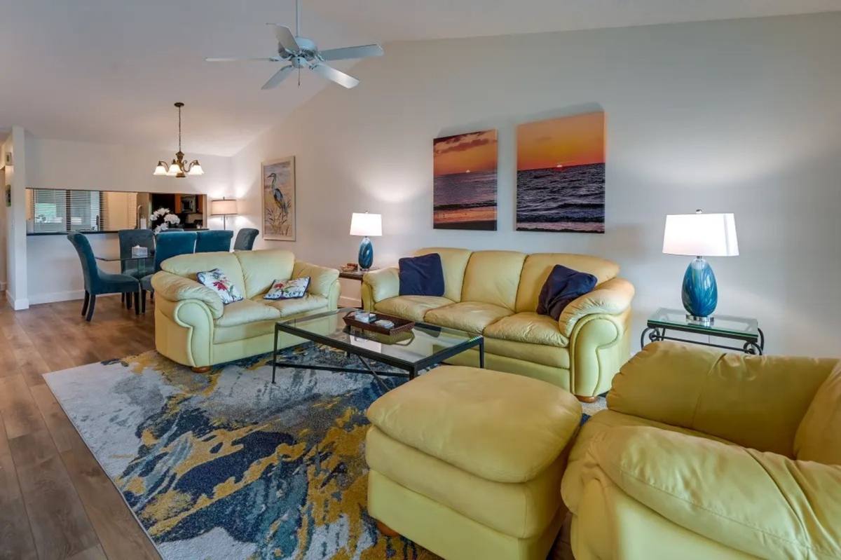 Condo for rent at 5708 Deuville Circle, Naples, FL 34112