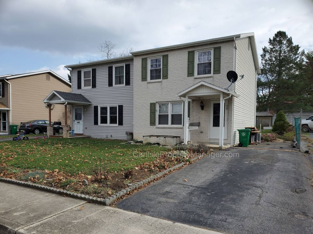 Townhouse for rent at 629 Hamilton St, Carlisle, PA 17013