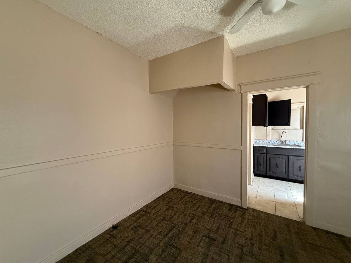 Apartment for rent at 1145-1147 W Fillmore St, Phoenix, AZ 85007