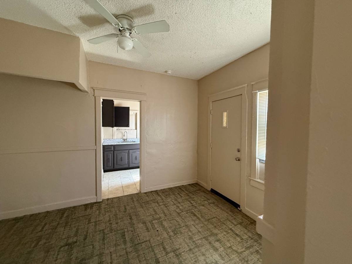Apartment for rent at 1145-1147 W Fillmore St, Phoenix, AZ 85007