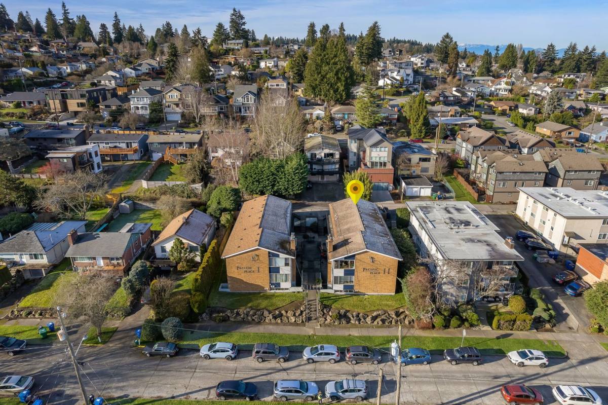 Apartment for rent at 4235-4239 27th Ave W, Seattle, WA 98199