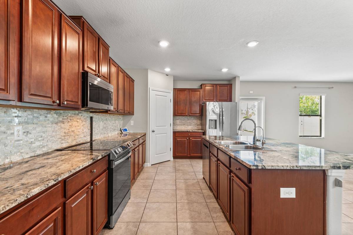House for rent at 11201 Hudson Hills Lane, Riverview, FL 33579