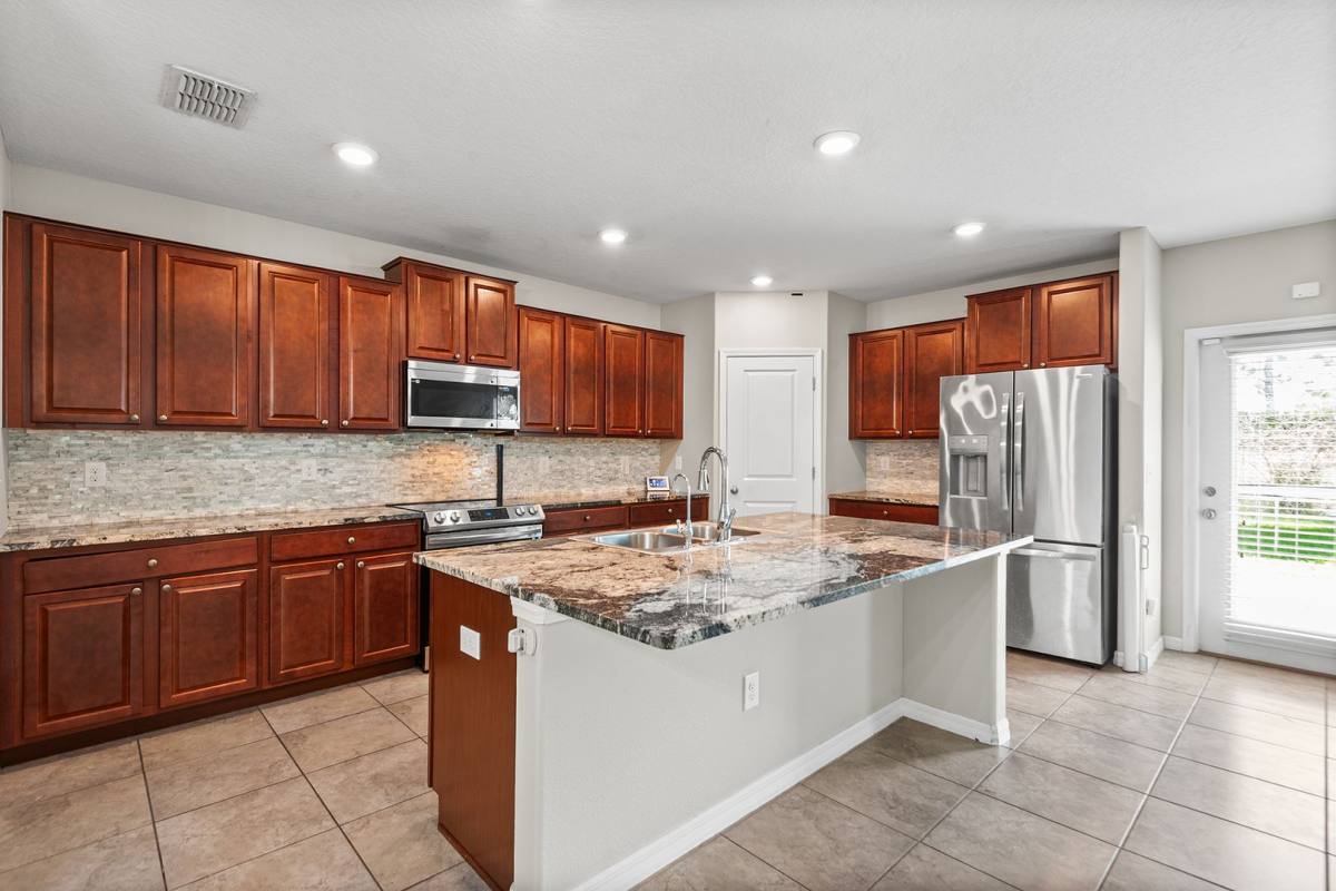 House for rent at 11201 Hudson Hills Lane, Riverview, FL 33579