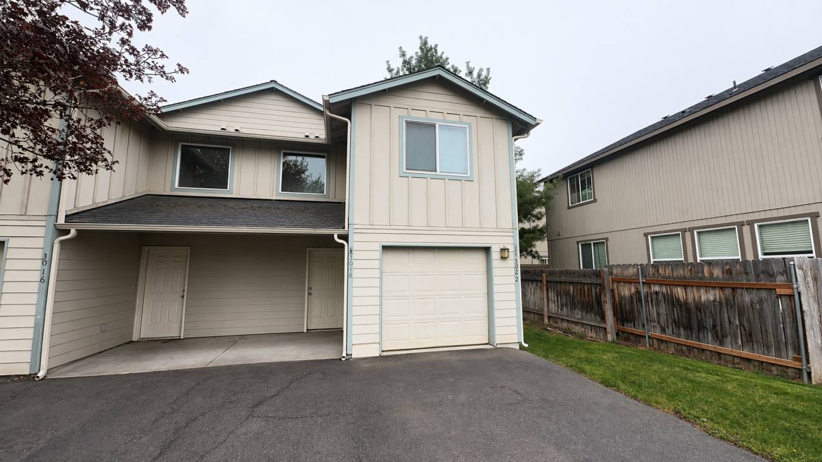 Apartment for rent at 3016 - 3022 SW Juniper Ave, Redmond, OR 97756
