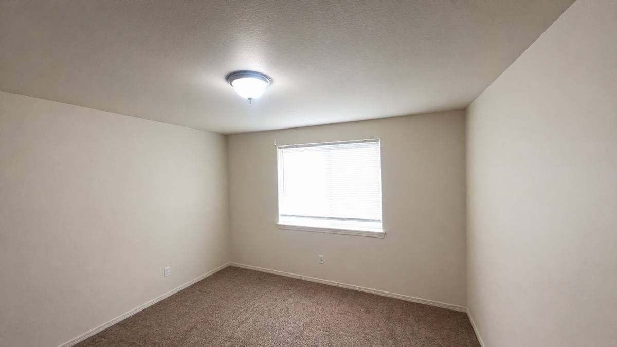 Apartment for rent at 3016 - 3022 SW Juniper Ave, Redmond, OR 97756