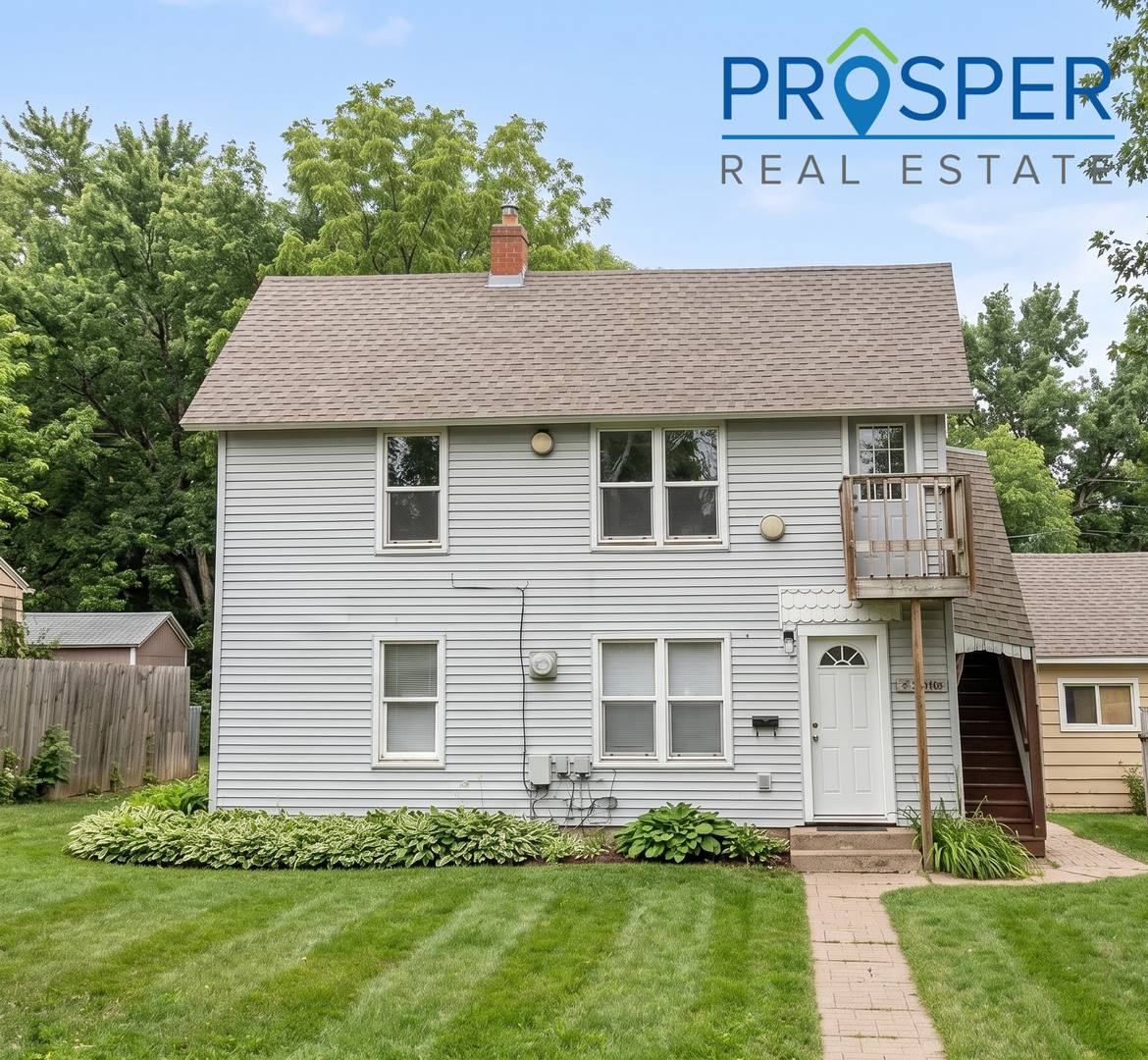 Apartment for rent at 1806 Crescent Ave, Eau Claire, WI 54703