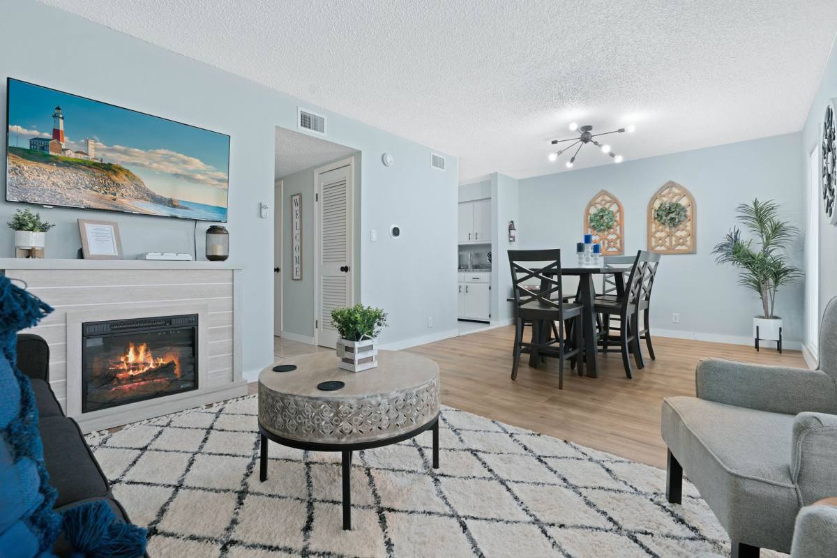Townhouse for rent at 143 Lavista Lane, Hot Springs Village, AR 71909