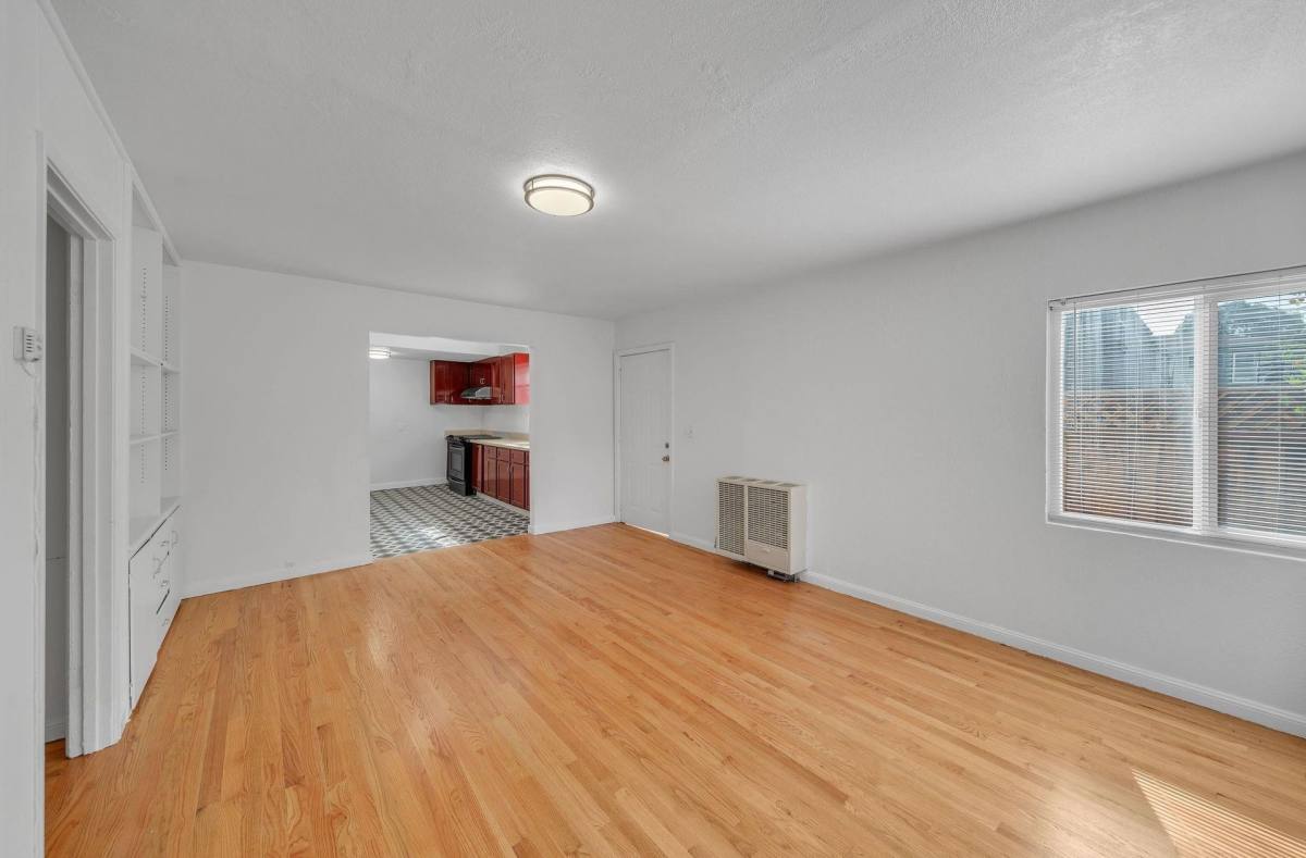 Apartment for rent at 4511- 4515 Penniman Ave, Oakland, CA 94619