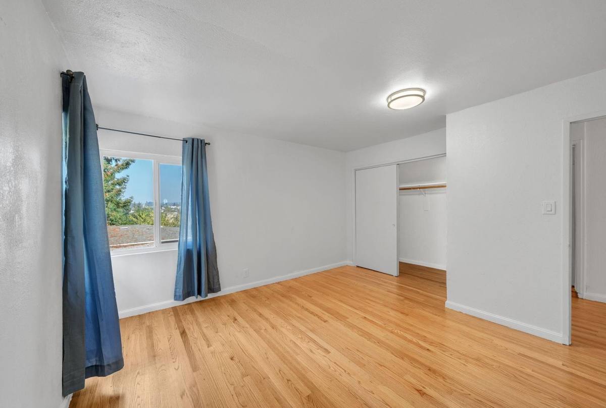 Apartment for rent at 4511- 4515 Penniman Ave, Oakland, CA 94619