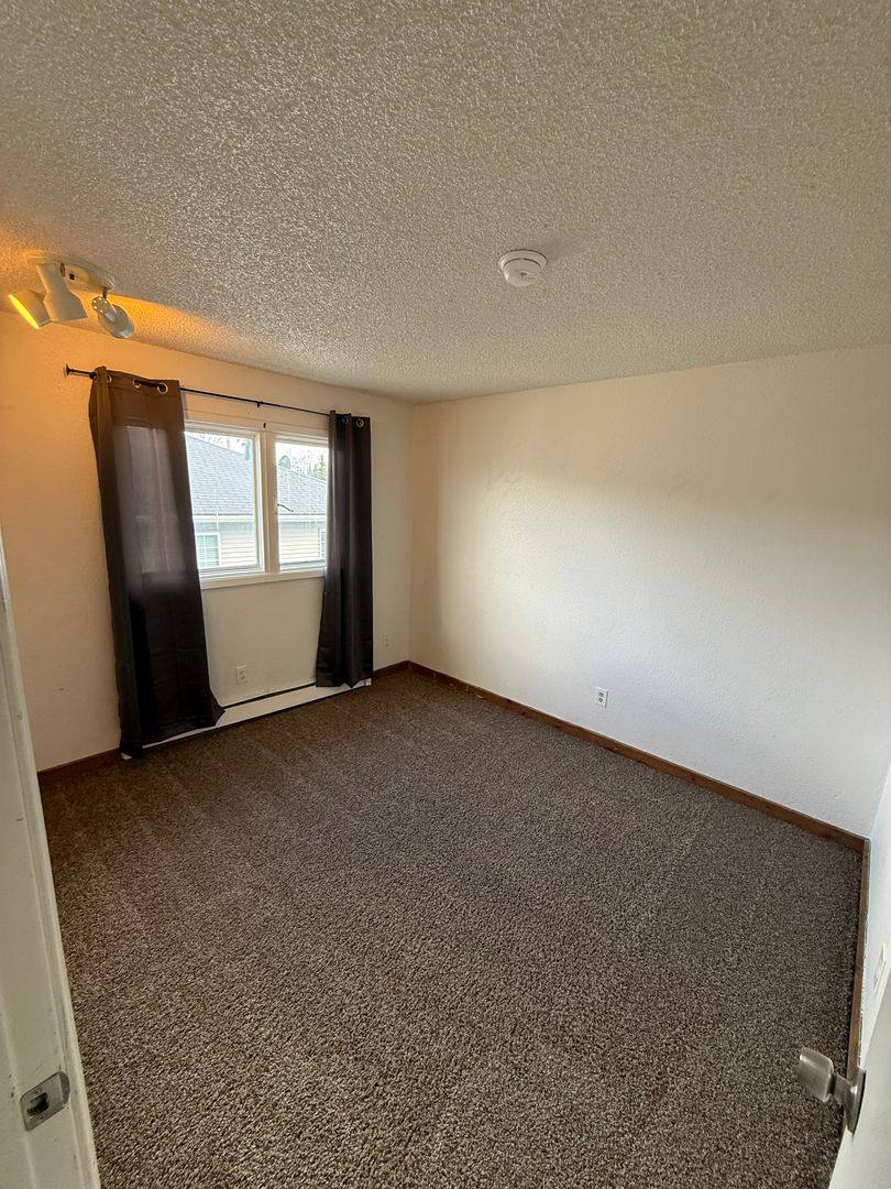 Apartment for rent at 225 N Park St, Anchorage, AK 99508
