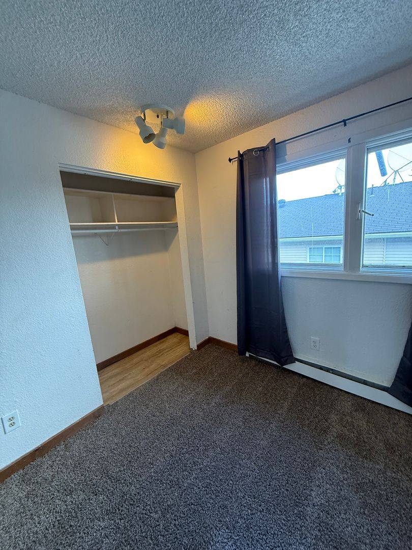 Apartment for rent at 225 N Park St, Anchorage, AK 99508