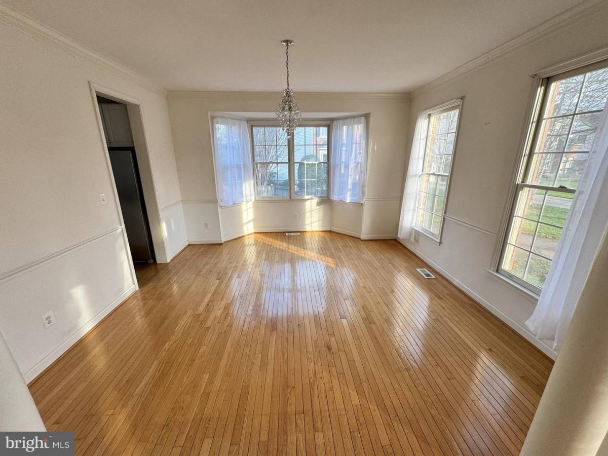 House for rent at 5901 Ewing Place, Alexandria, VA 22310