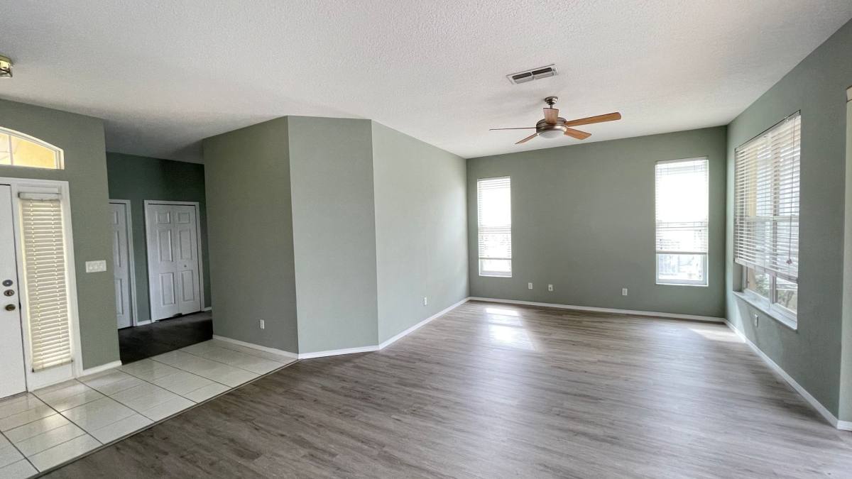 House for rent at 210 41st St NE, Bradenton, FL 34208