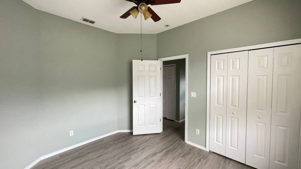 House for rent at 210 41st St NE, Bradenton, FL 34208