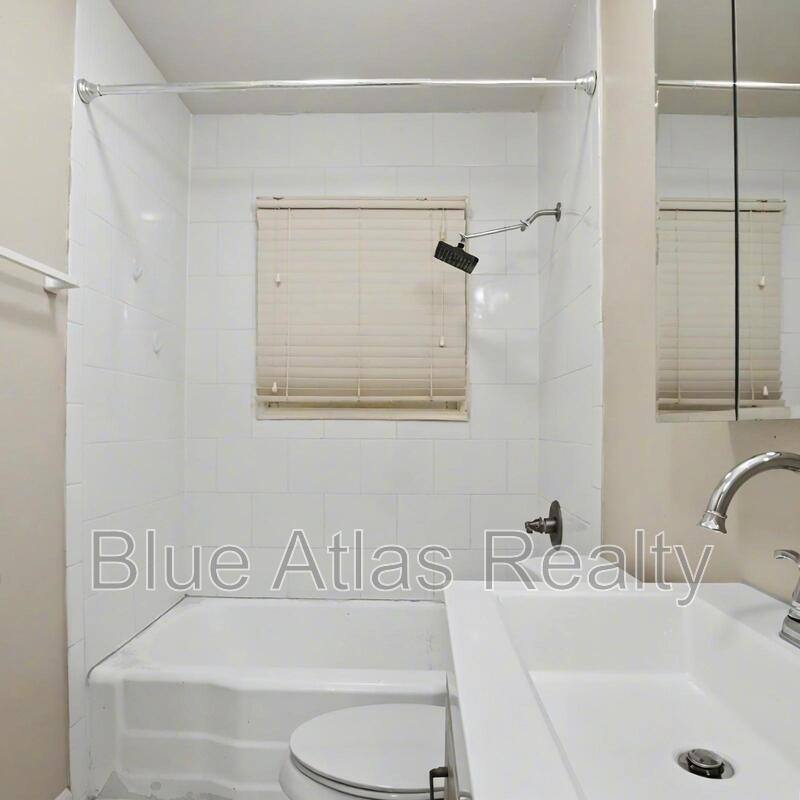 House for rent at 3643 Lafayette Ave #1, Fort Worth, TX 76107