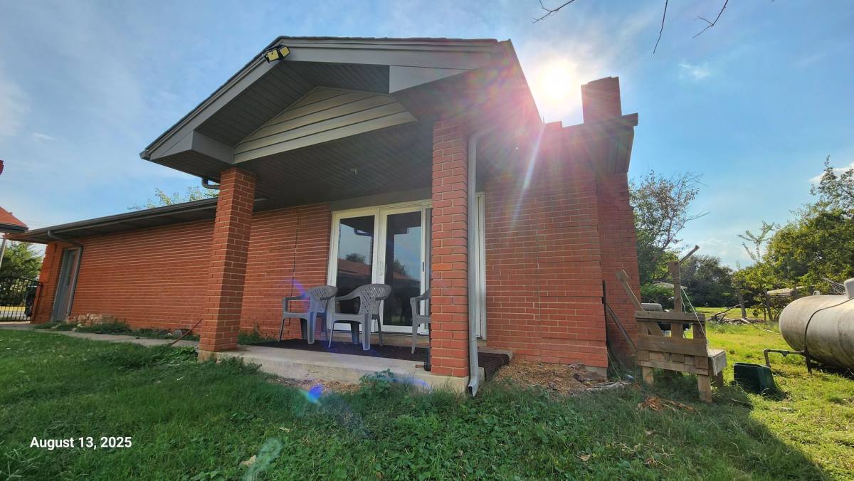 Apartment for rent at 1800 Kirkpatrick Lane, Flower Mound, TX 75028