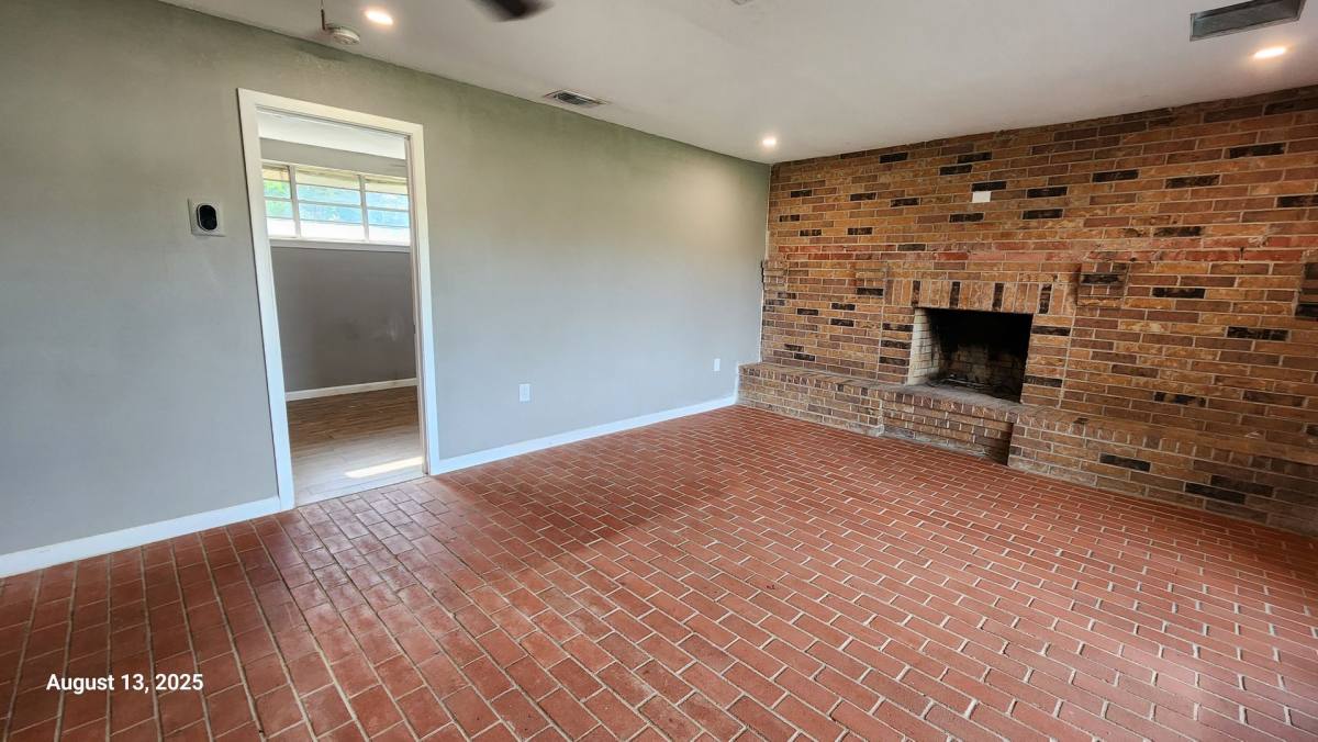 Apartment for rent at 1800 Kirkpatrick Lane, Flower Mound, TX 75028