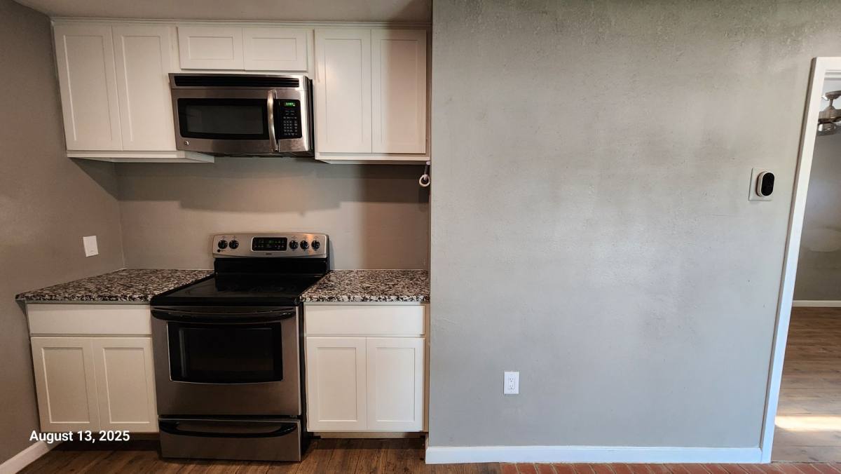 Apartment for rent at 1800 Kirkpatrick Lane, Flower Mound, TX 75028