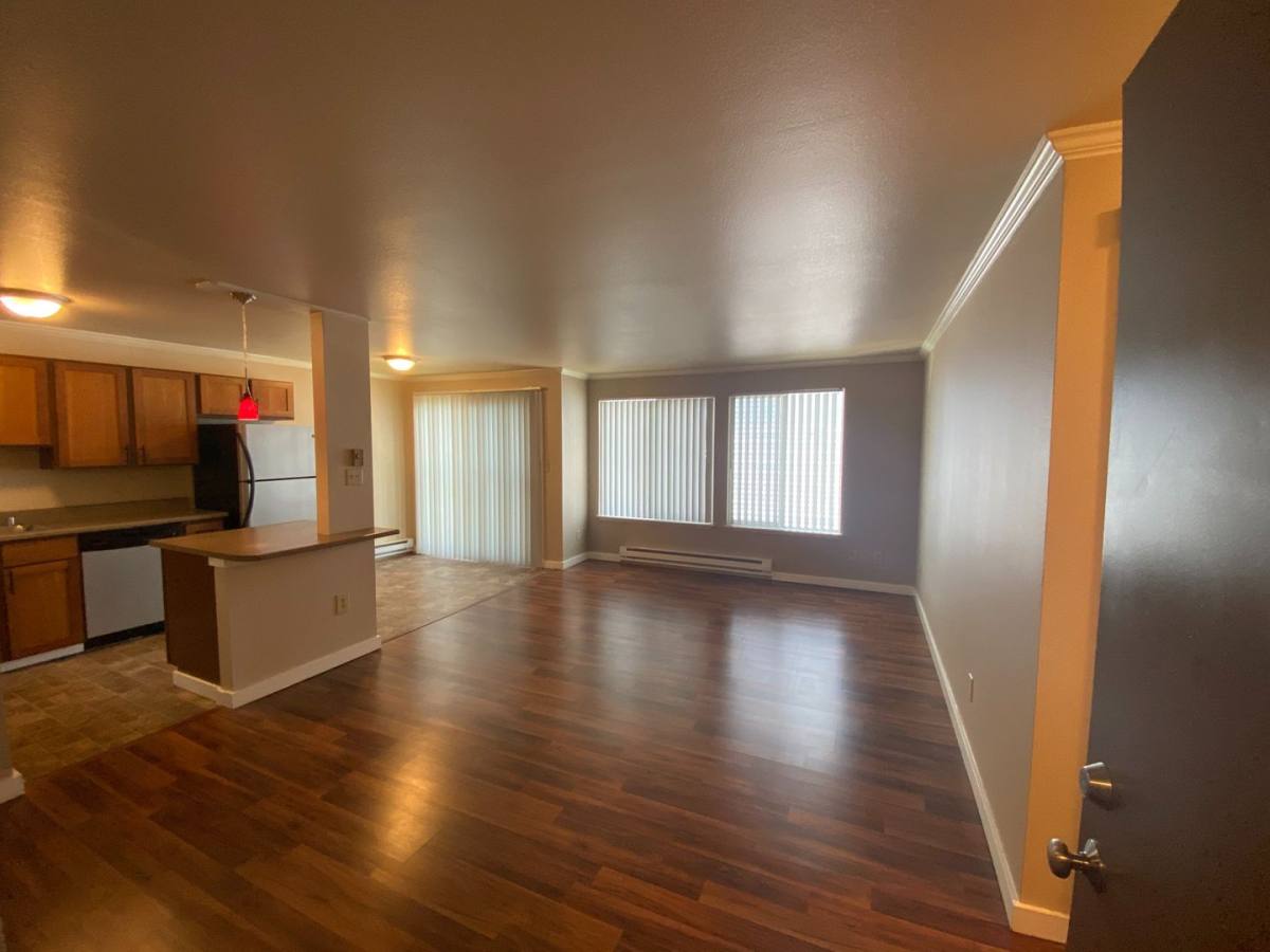 Apartment for rent at 1121 N 91st St, Seattle, WA 98103