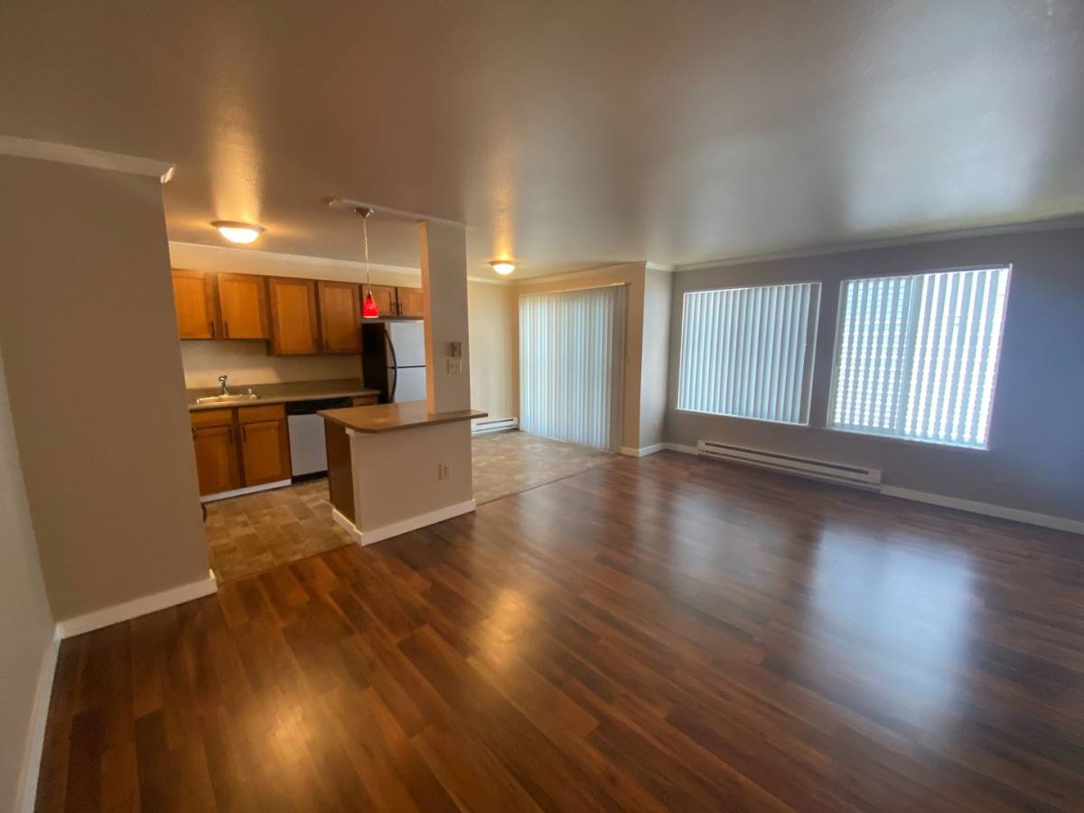 Apartment for rent at 1121 N 91st St, Seattle, WA 98103