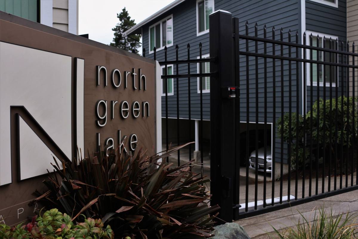 Apartment for rent at 1121 N 91st St, Seattle, WA 98103