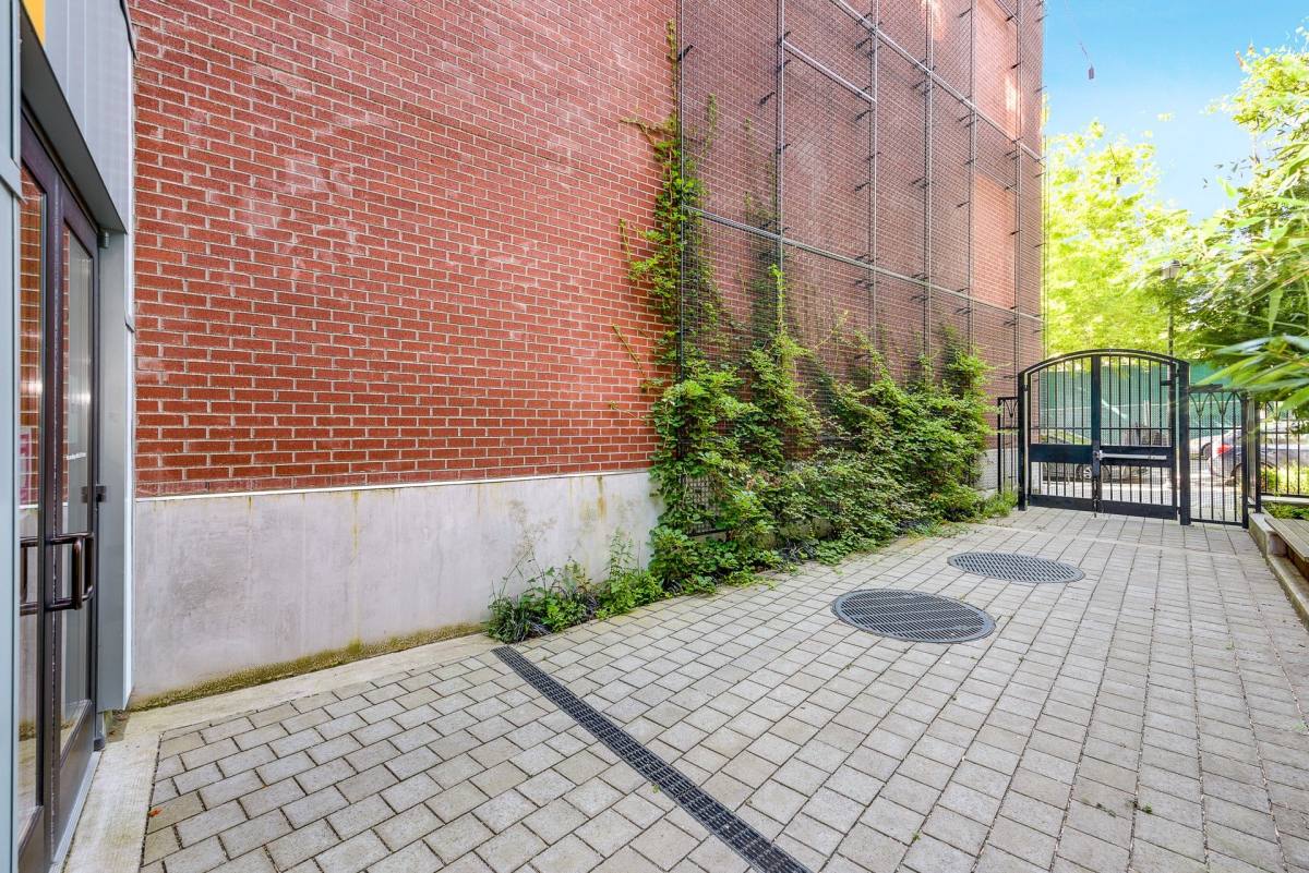 Apartment for rent at 101 John St, Seattle, WA 98109