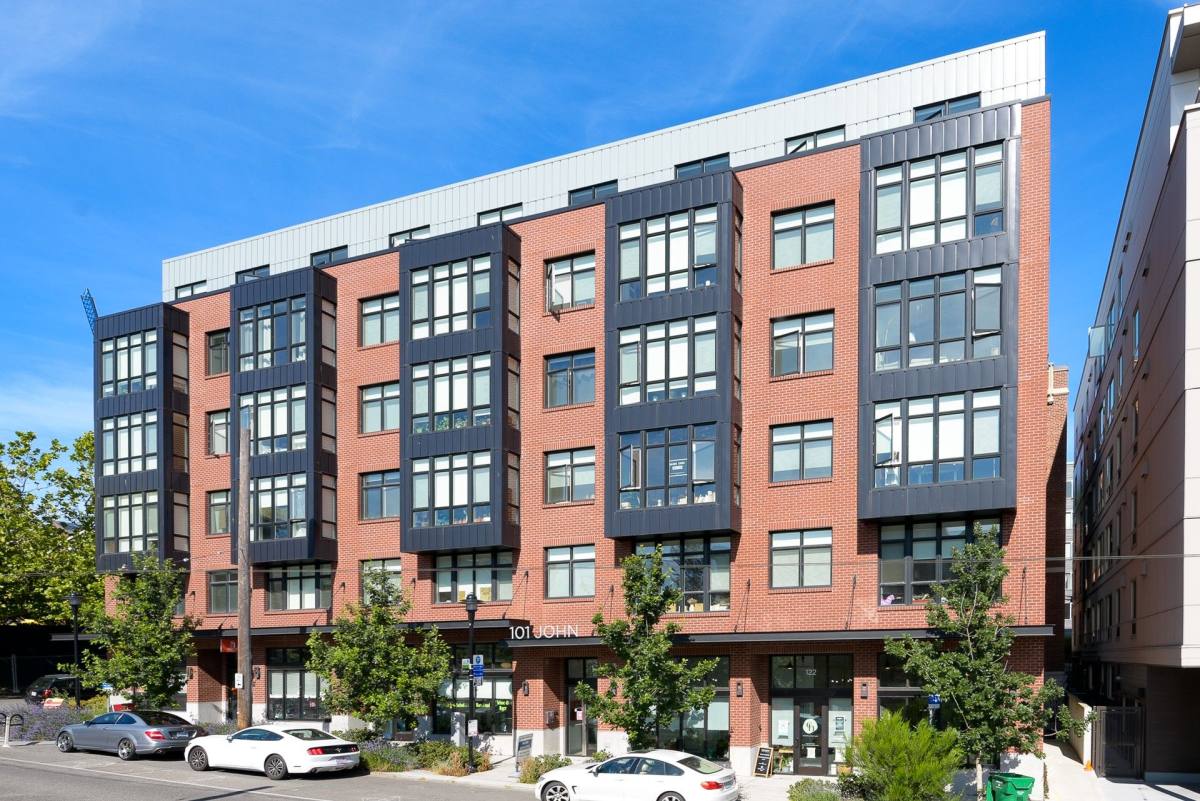 Apartment for rent at 101 John St, Seattle, WA 98109