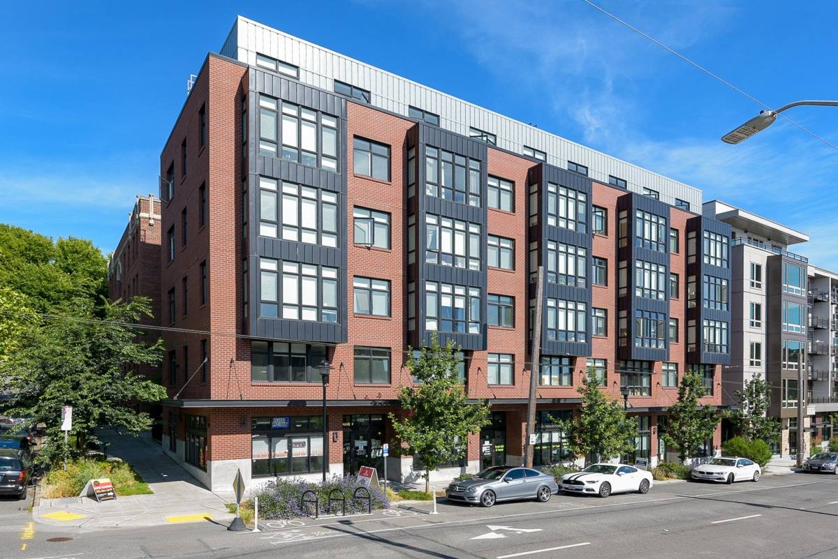 Apartment for rent at 101 John St, Seattle, WA 98109