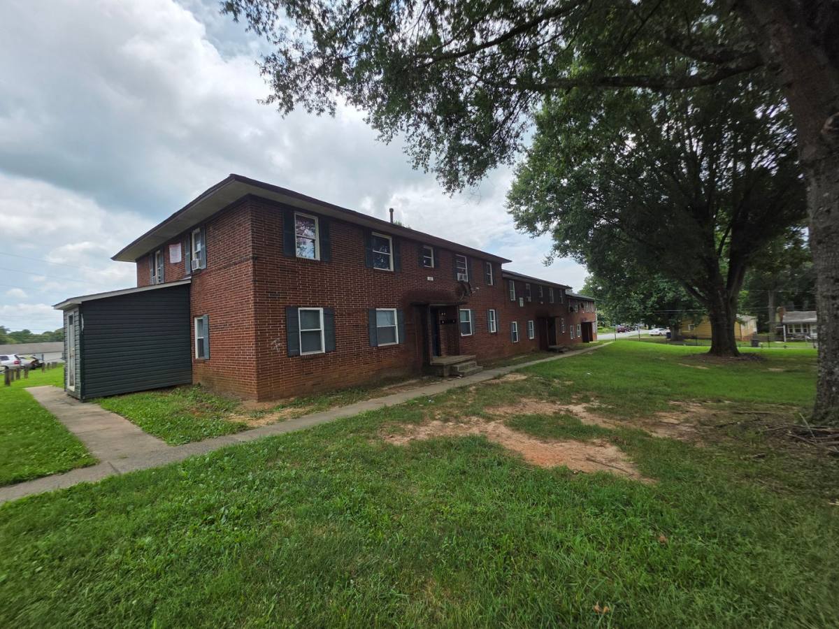 Apartment for rent at 603 W 23rd St, Winston Salem, NC 27105