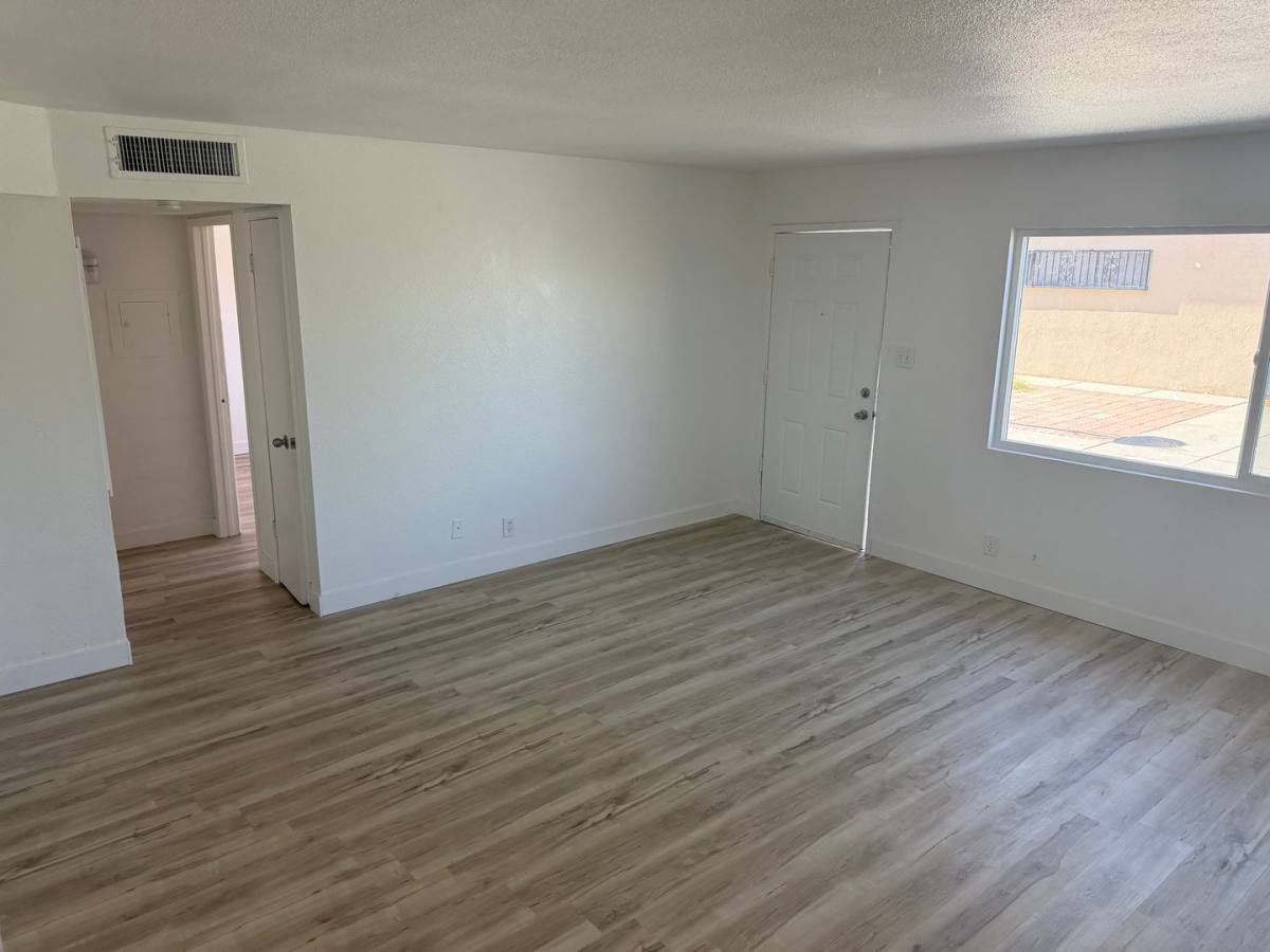 Apartment for rent at 368 N 15th St, Las Vegas, NV 89101