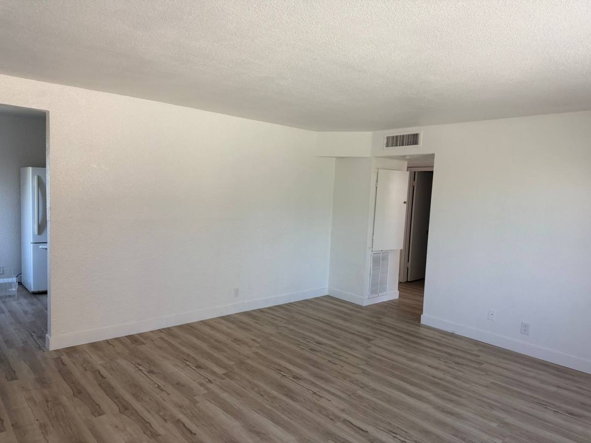 Apartment for rent at 368 N 15th St, Las Vegas, NV 89101