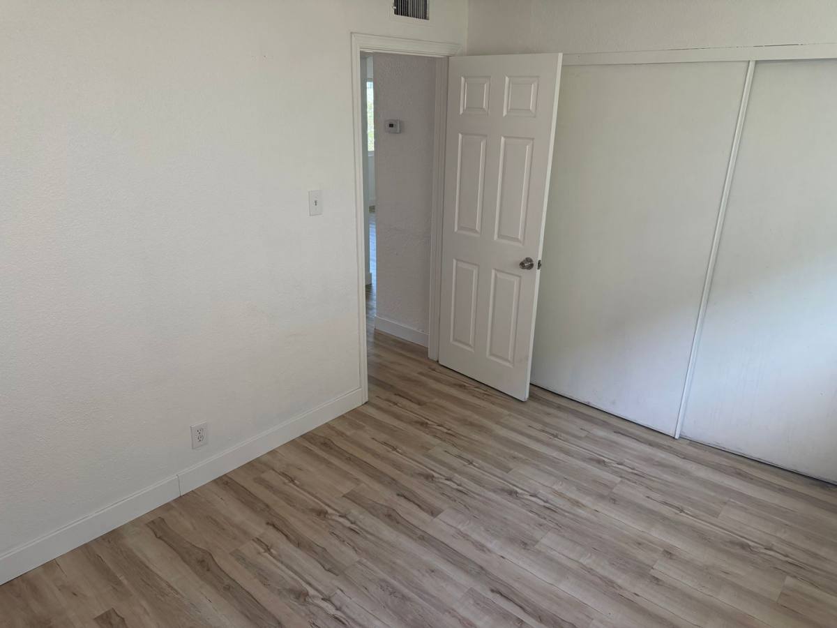 Apartment for rent at 368 N 15th St, Las Vegas, NV 89101