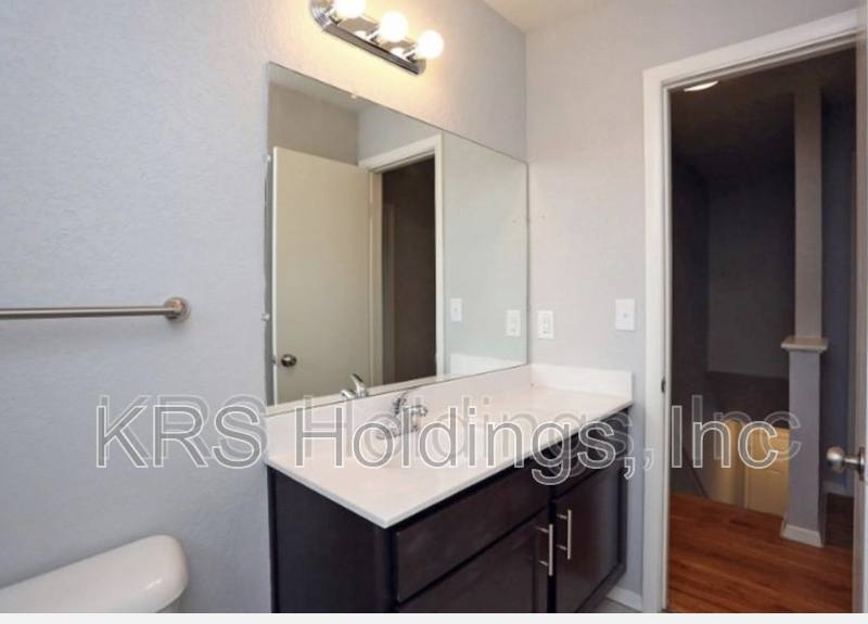 Townhouse for rent at 4247 Orcutt Dr, Newport News, VA 23607